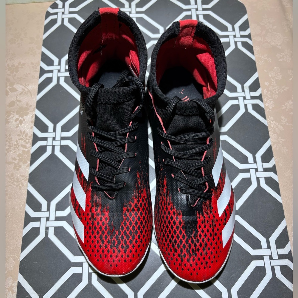Adidas Predator 20.3 Indoor Soccer - Black/Red Youth  -Size 5